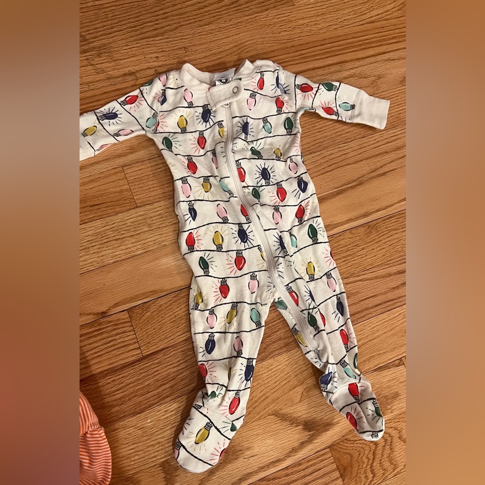 Hanna Andersson holiday lights footed onsie